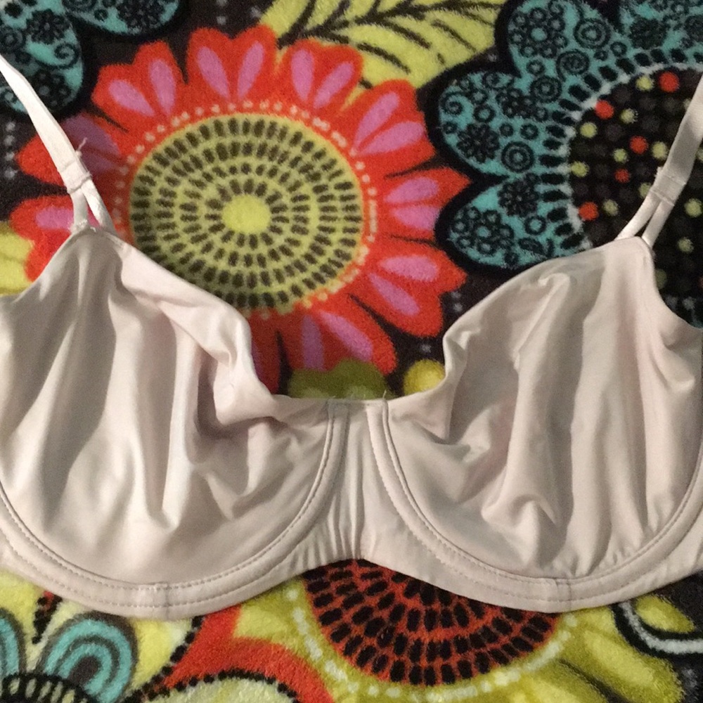 VS Push-Up w/out Padding Unlined Bra 32DDD